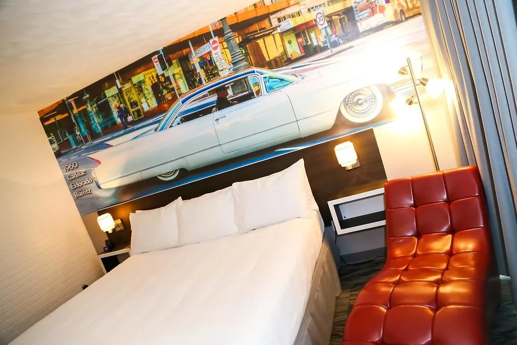Cadillac Motel Niagara